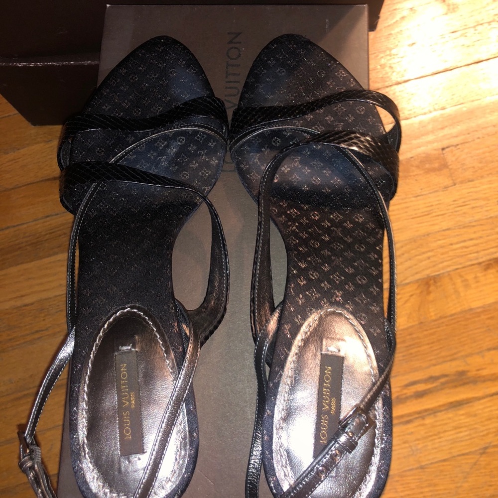 Louis Vuitton Elektra Sandal - Picture 2 of 6